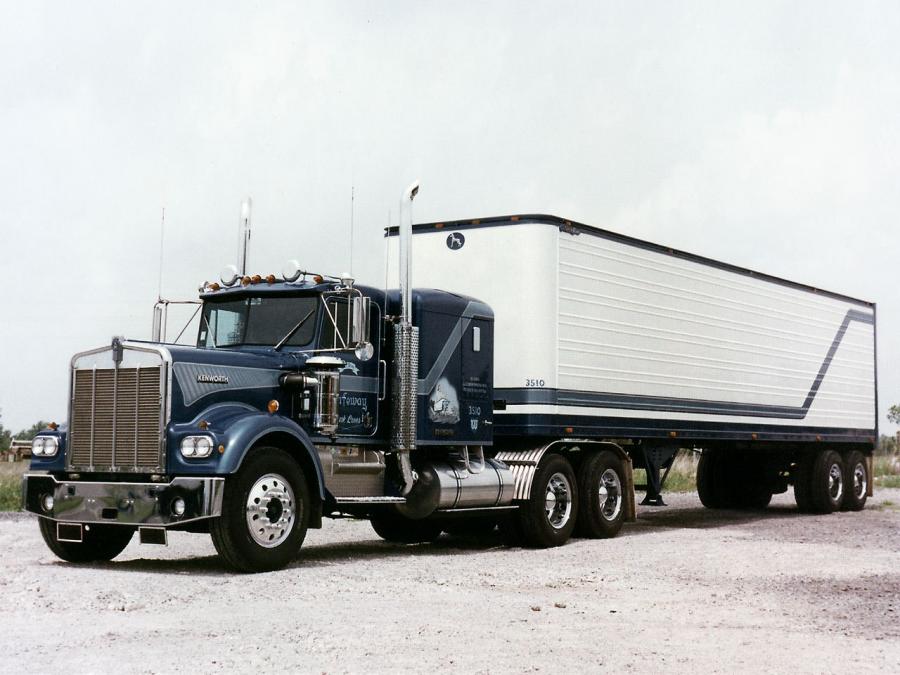  Kenworth W900 1961 года  (фото 4 из 4)